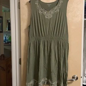 Sleeveless dress